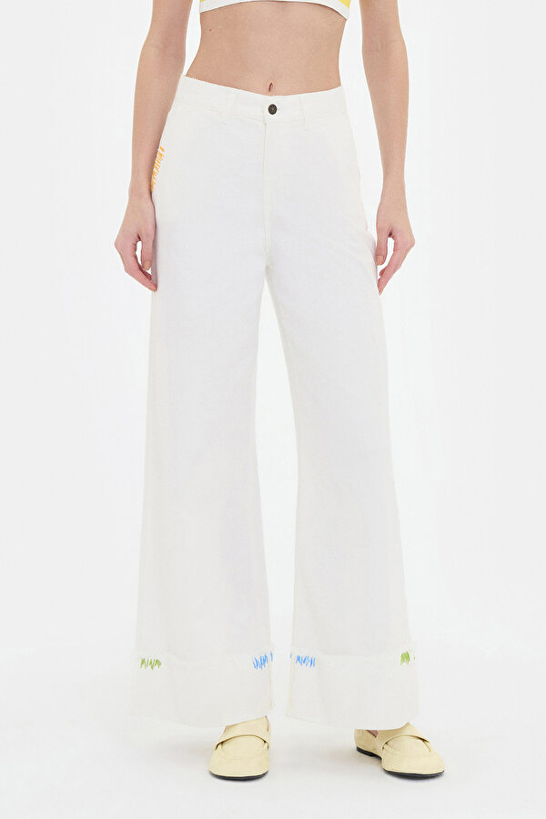 WHITE WIDE LEG TROUSERS 2