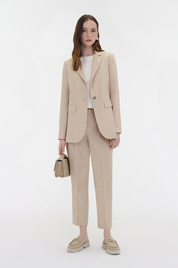 BEIGE JACKET