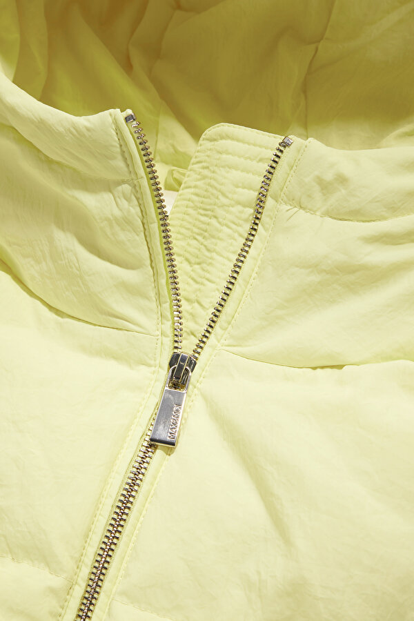 YELLOW HOODIE VEST 7