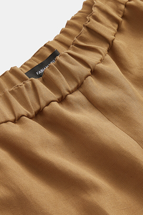 TAN TROUSERS 6