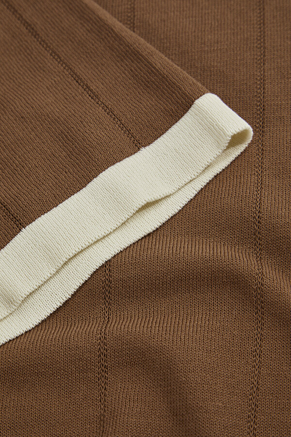 ECRU SHORT SLEEVE TSHIRT 7