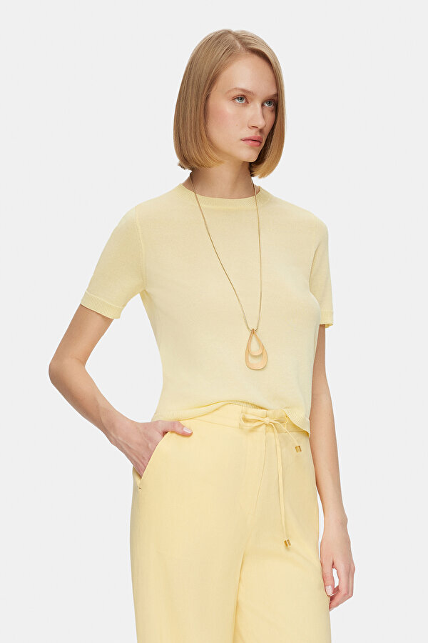 YELLOW BASIC / ROUND NECKLINE JERSEY