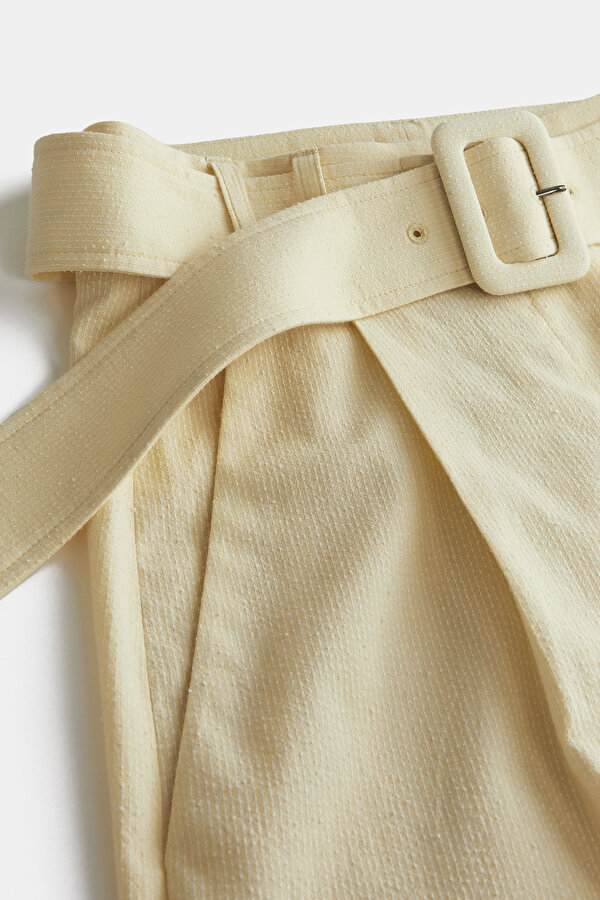 LIGHT YELLOW BERMUDA 7