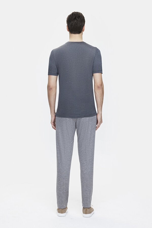 GREY BASIC / ROUND NECKLINE SHORT SLEEVE TSHIRT 2