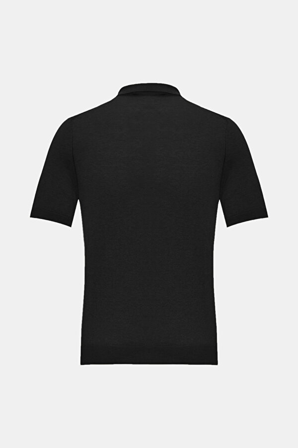 BLACK SHORT SLEEVE TSHIRT 2
