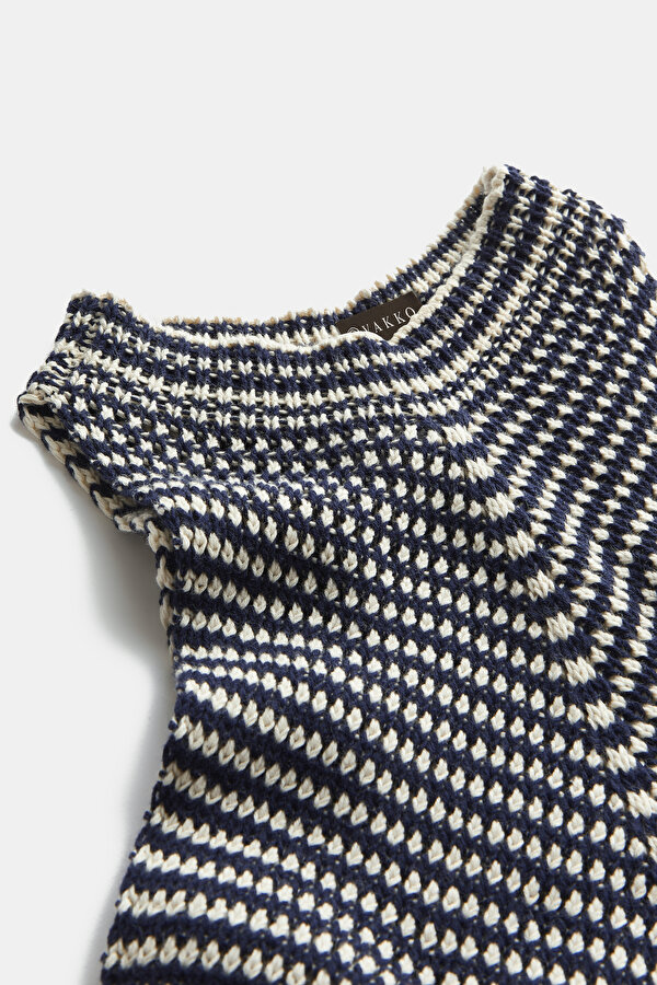 NAVY BLUE SLEEVELESS DRESS 6