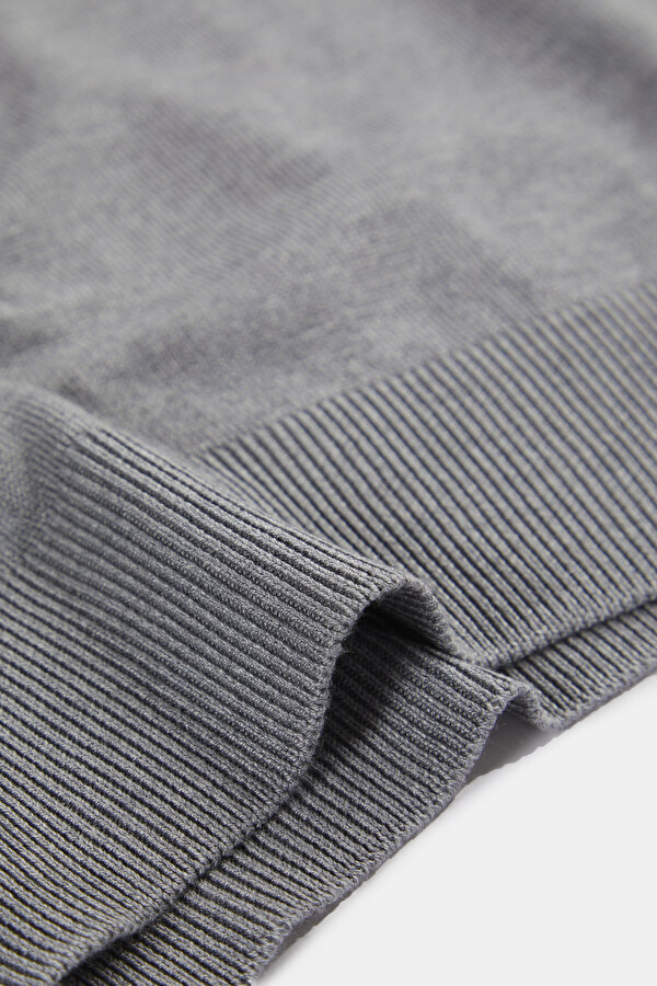 GREY SHORT SLEEVE TSHIRT 7