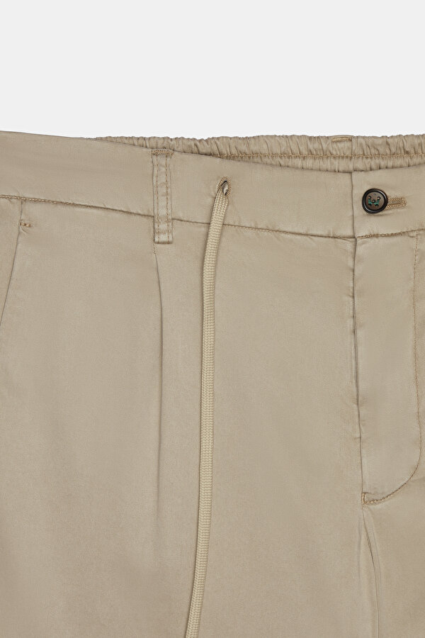 BEIGE TROUSERS 6