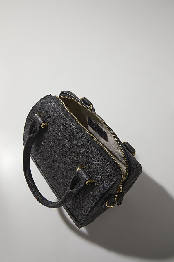 BLACK MONOGRAM BAG 7