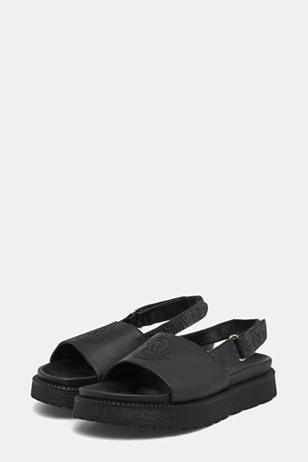 SANDAL 2