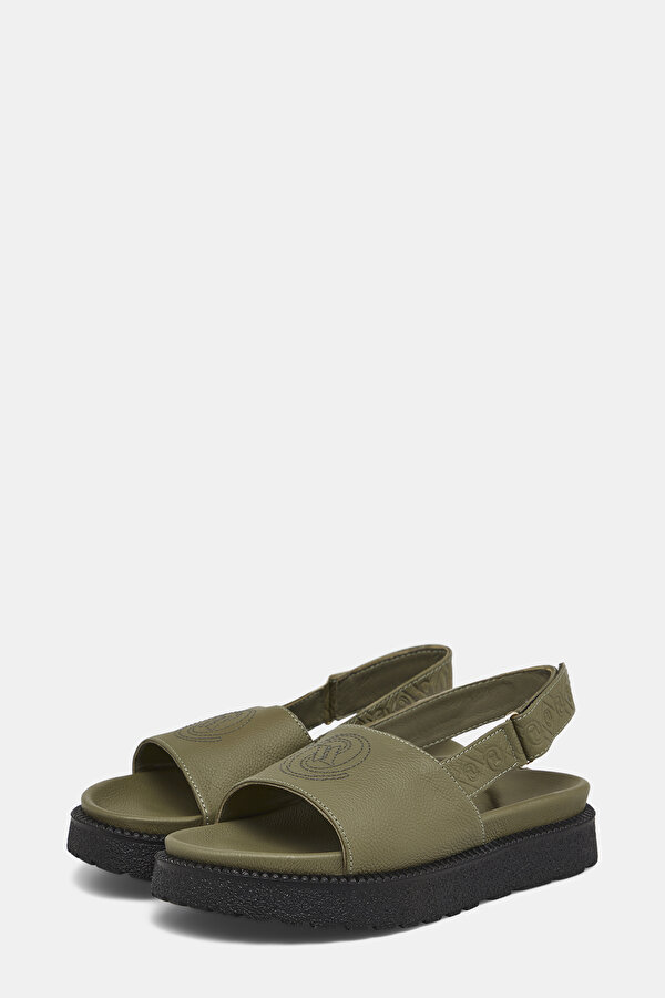 SANDAL 2