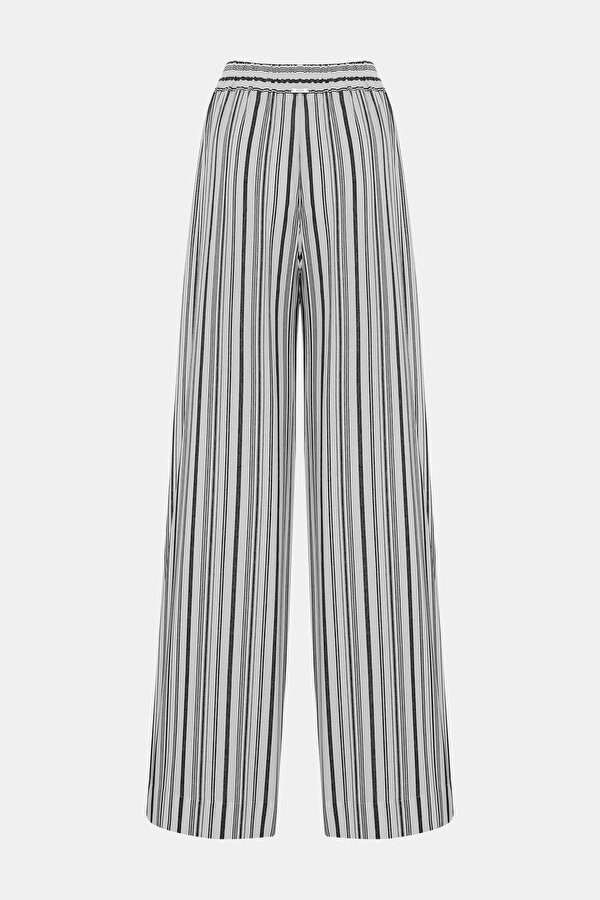 GREY TROUSERS 2