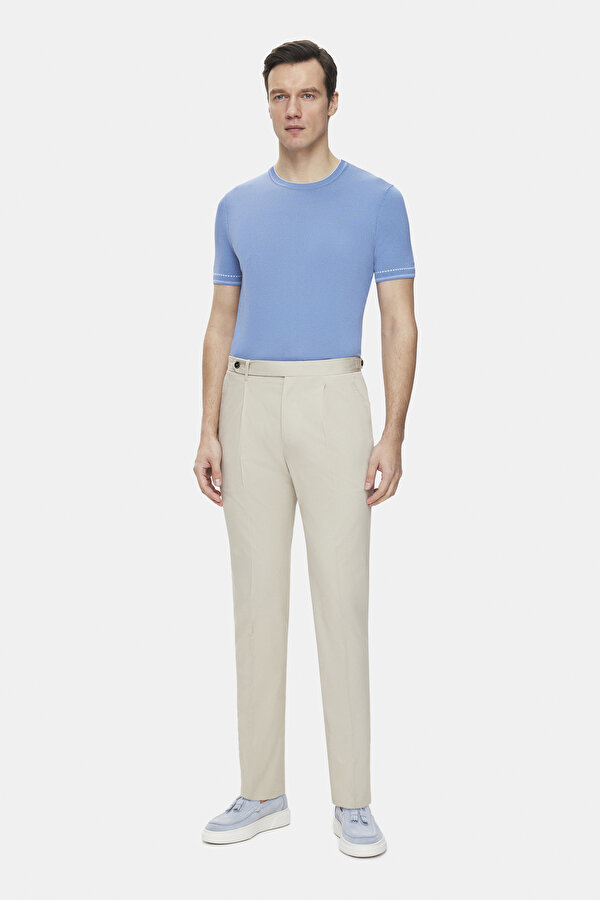 BEIGE TROUSERS