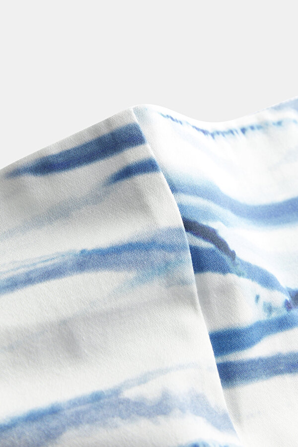 BLUE DESIGN FILLED SHORTS 7