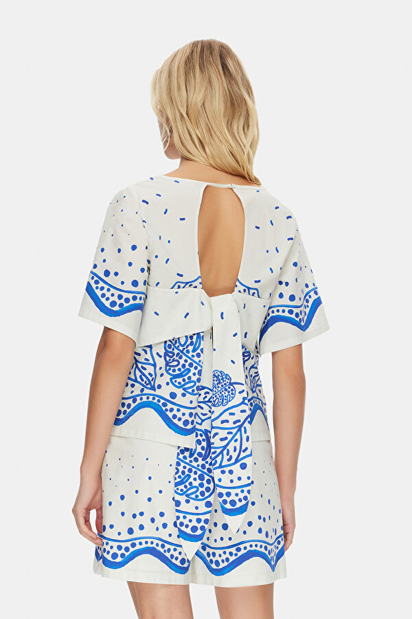BLUE SHORT SLEEVE BLOUSE 2