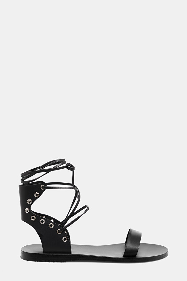 BLACK SANDALS