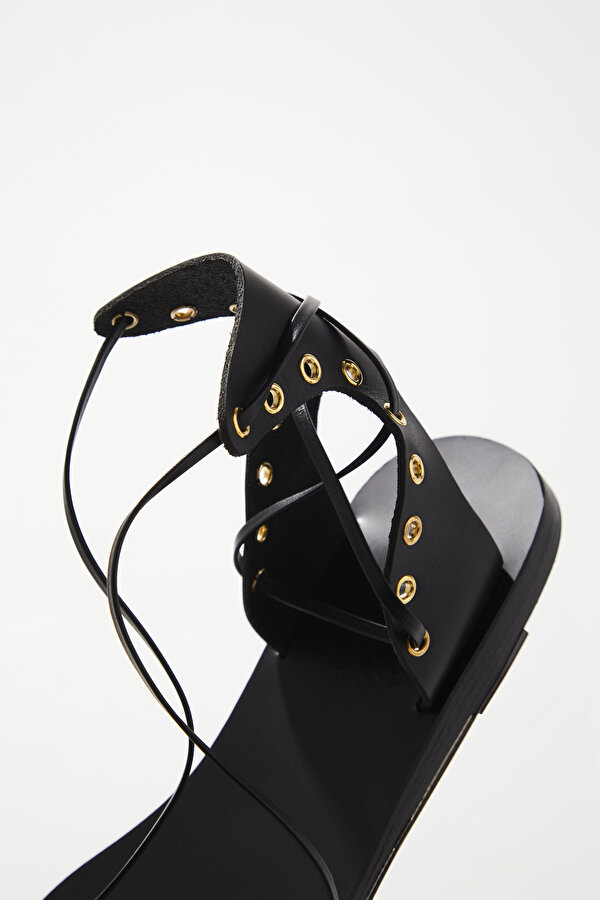 BLACK SANDALS 7