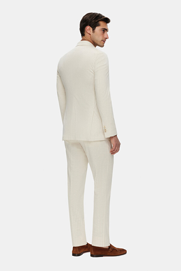 BEIGE WOOL/SILK SUIT 2