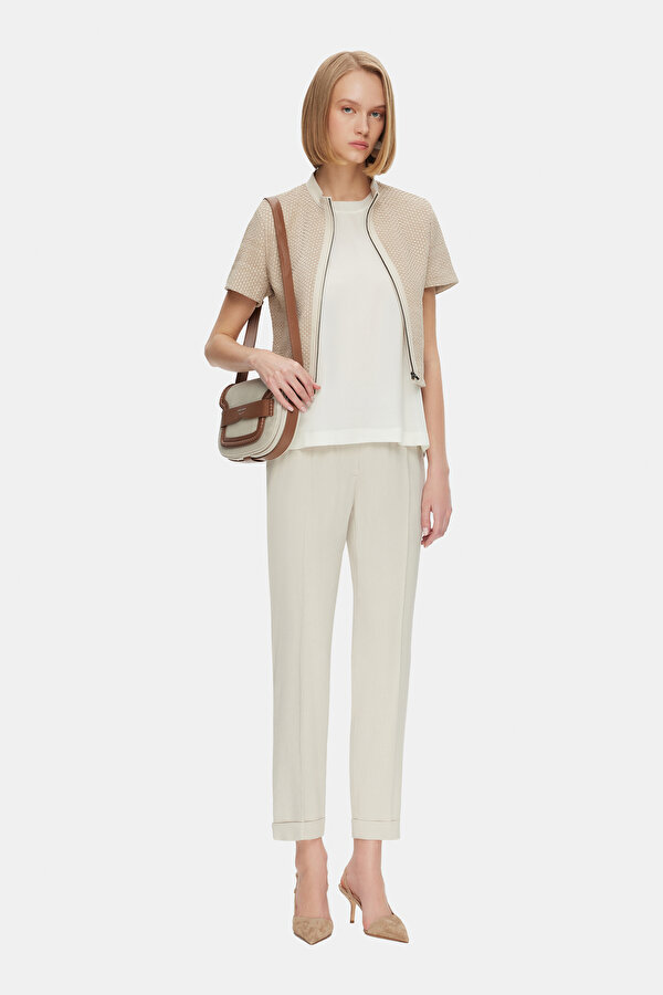 BEIGE JACKET
