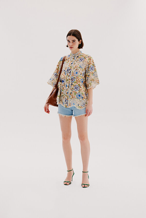 LIGHT BLUE SHORTS