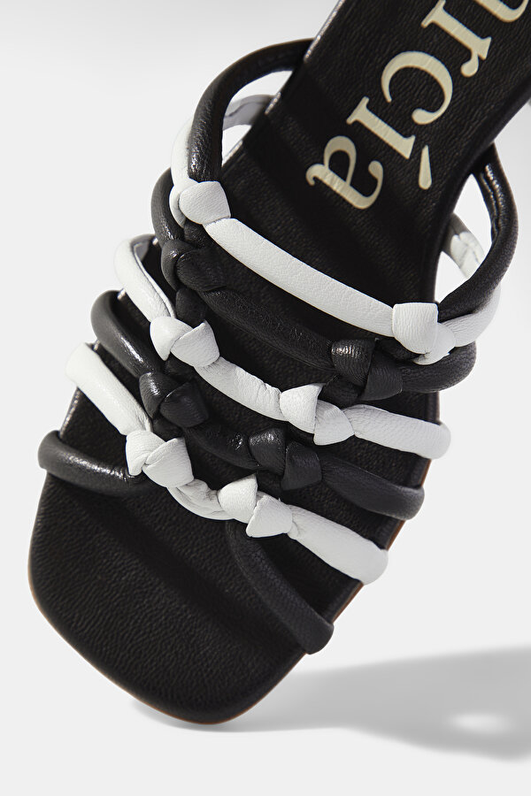 BLACK LEATHER SLIPPER 6