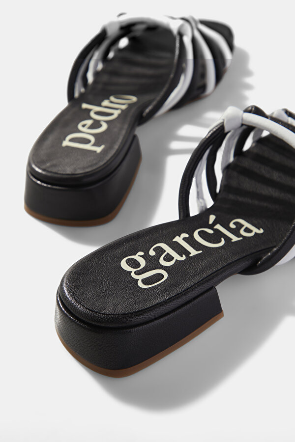 BLACK LEATHER SLIPPER 7