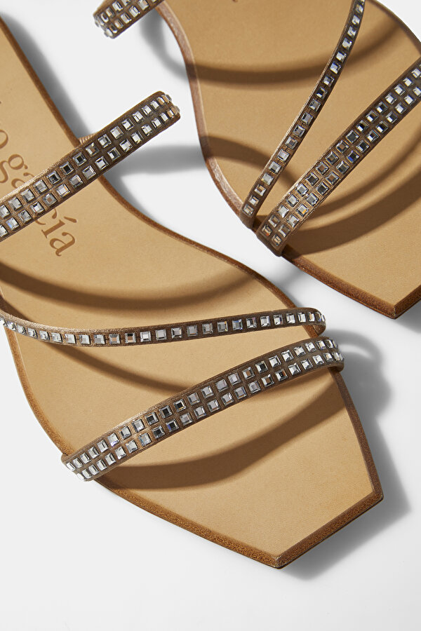 BEIGE SLIPPER 7