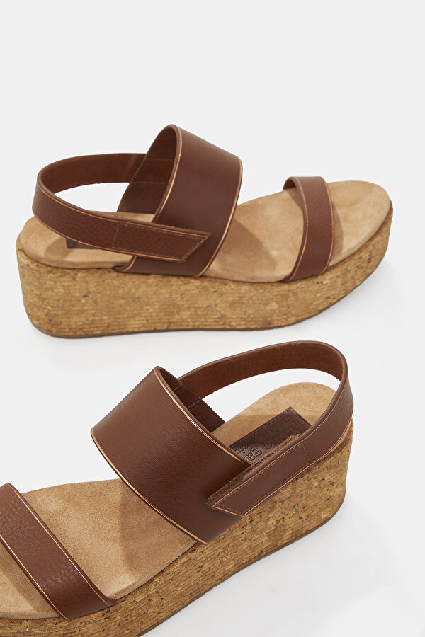 BROWN SHOE 7