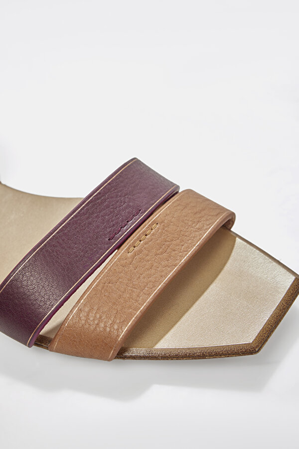 SHOES 7
