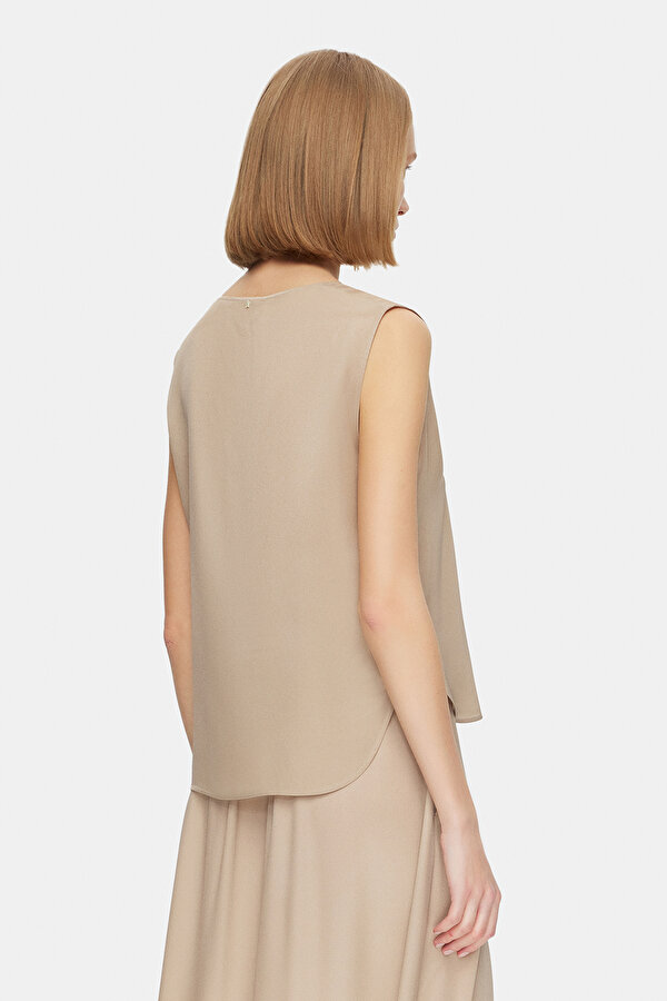 ECRU BASIC / ROUND NECKLINE SLEEVELESS BLOUSE 2
