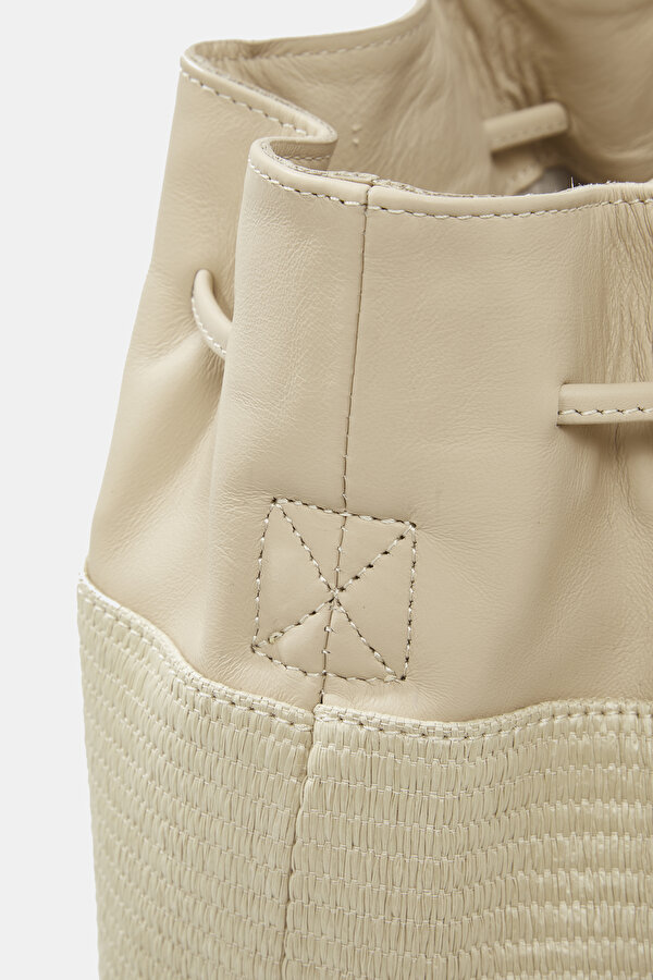 BEIGE LEATHER BAG 6