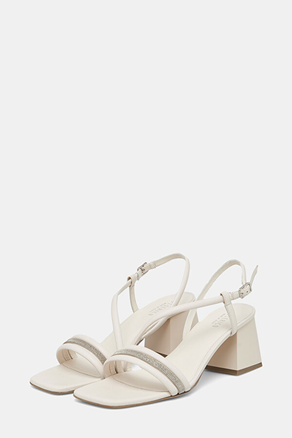 ECRU LEATHER SHOE 2