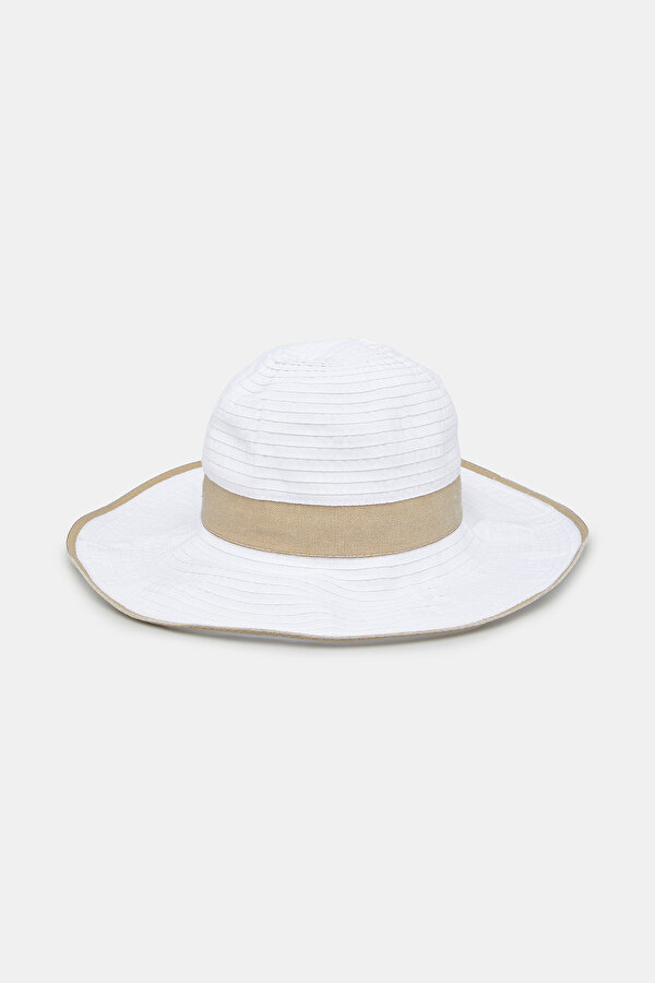BEIGE HAT 2