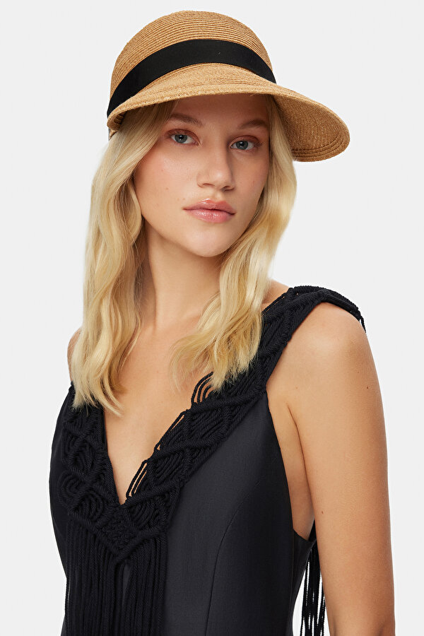 BLACK HAT
