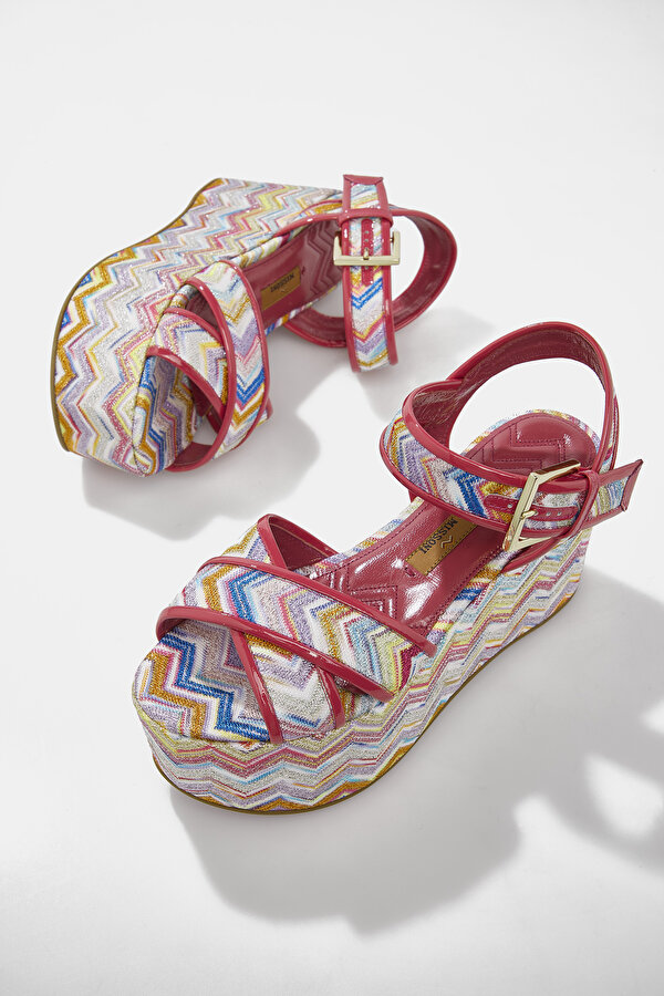 ORANGE DESIGN FILLED SHOE 6
