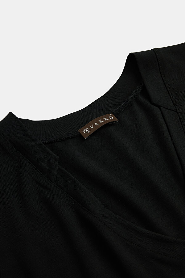 BLACK V NECK SLEEVELESS TSHIRT 6