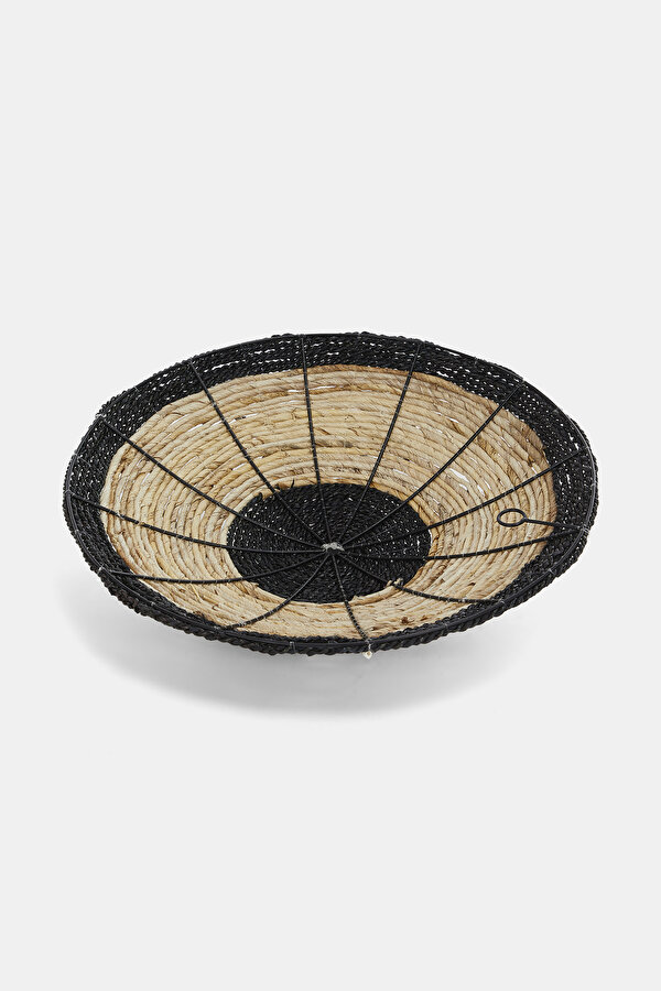 DECORATIVE PLATE