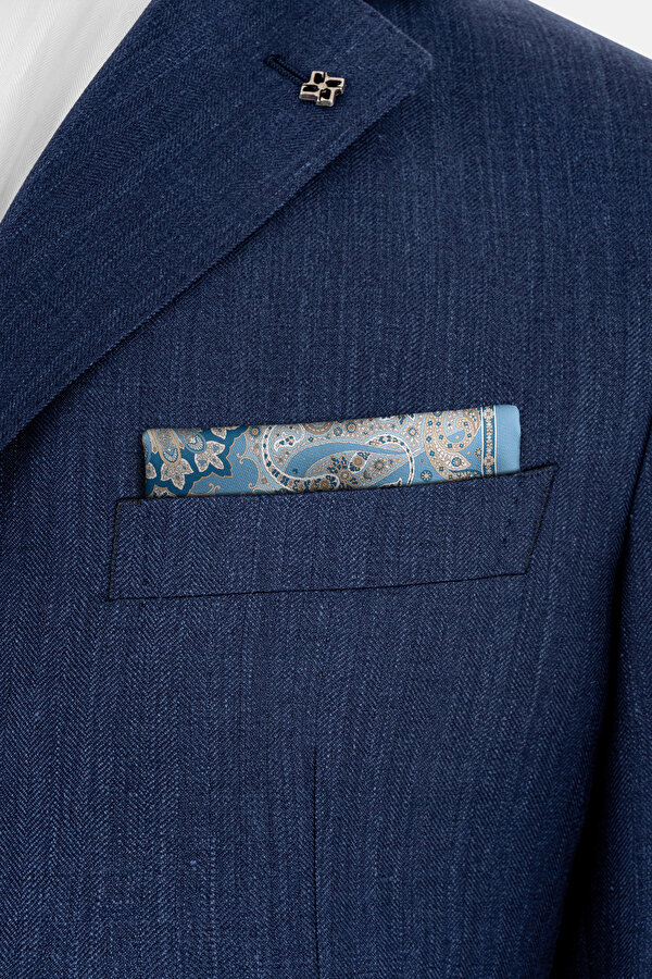 HANDKERCHIEF 2