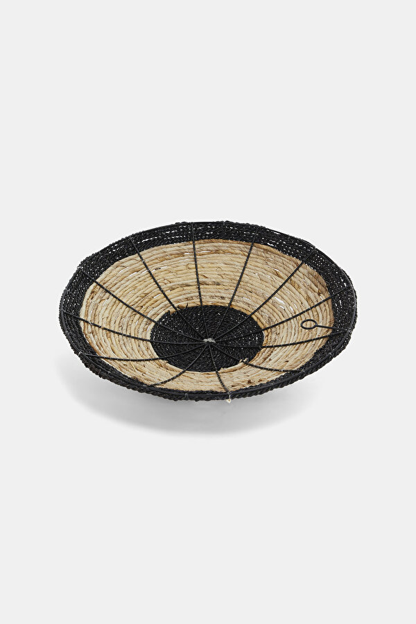 DECORATIVE PLATE
