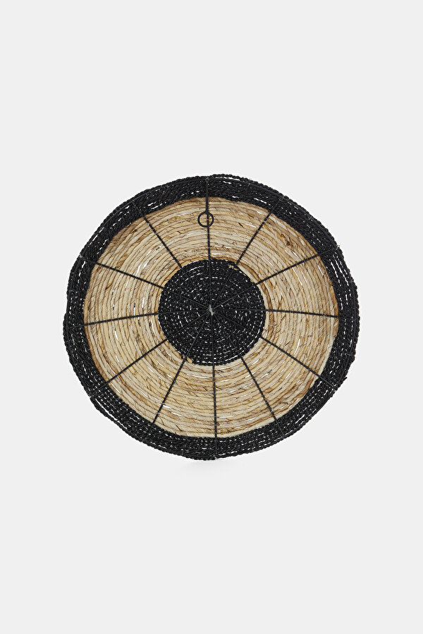 DECORATIVE PLATE 2