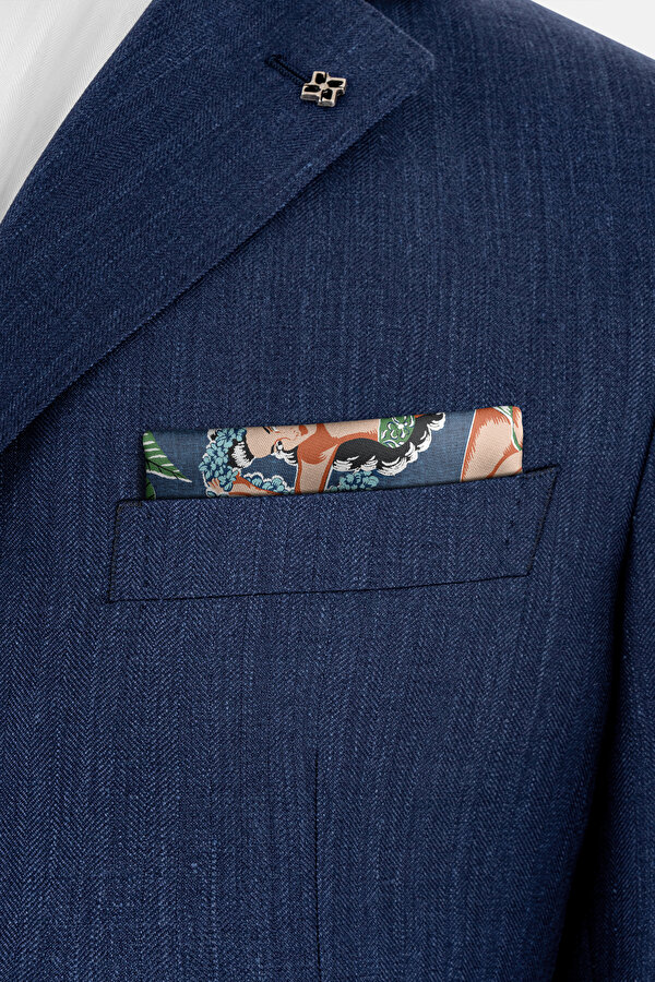 HANDKERCHIEF 2