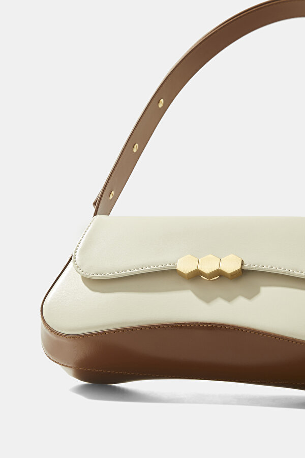 TAN LEATHER BAG 7