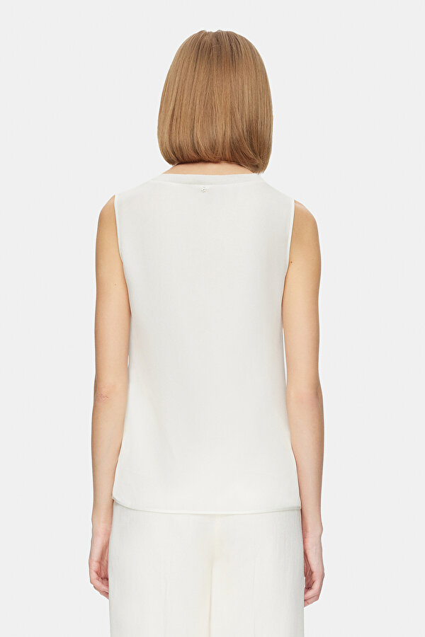 ECRU BASIC / ROUND NECKLINE SLEEVELESS BLOUSE 2
