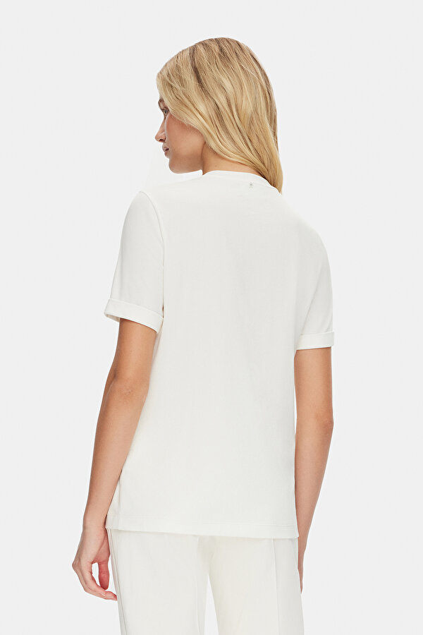 EKRU CEP DETAYLI T-SHIRT 2
