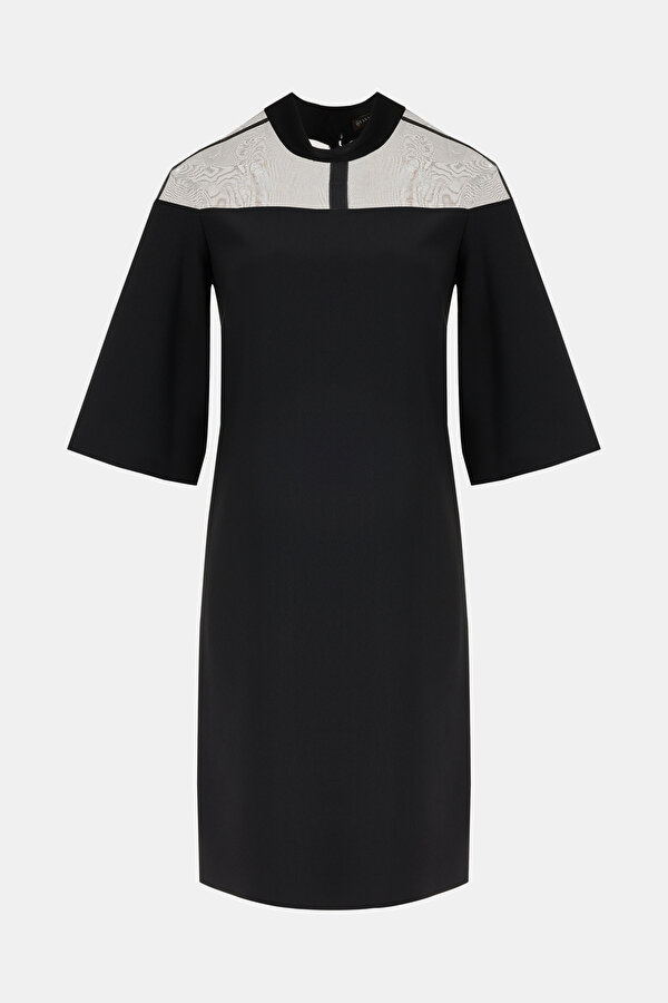 BLACK SHORT SLEEVE ABOVE THE KNEE DRESS