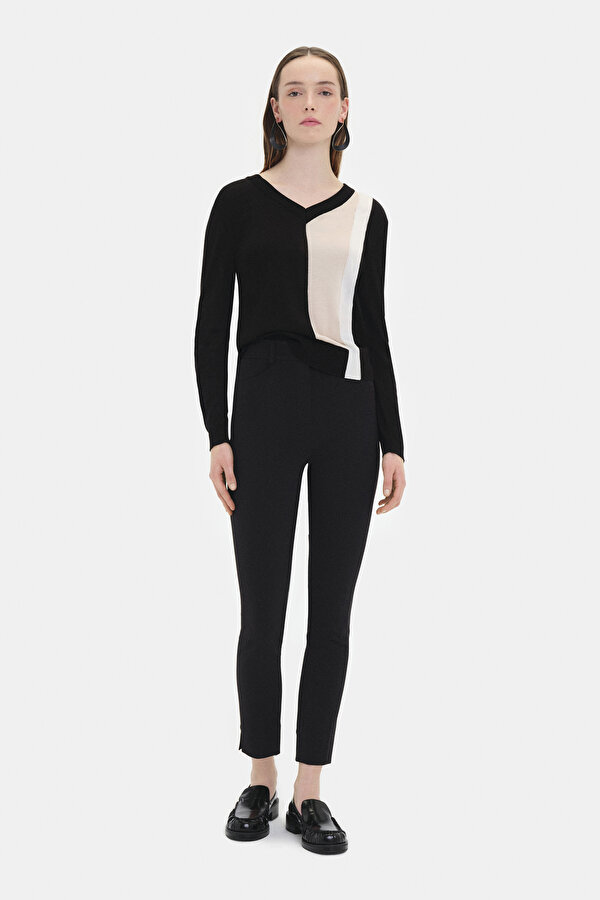 BLACK SKINNY LEG TROUSERS
