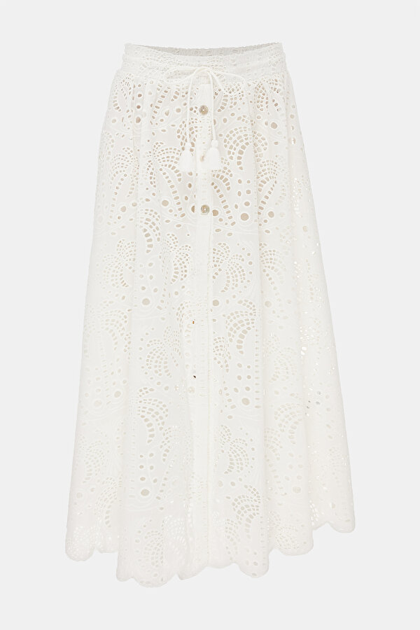 WHITE SKIRT