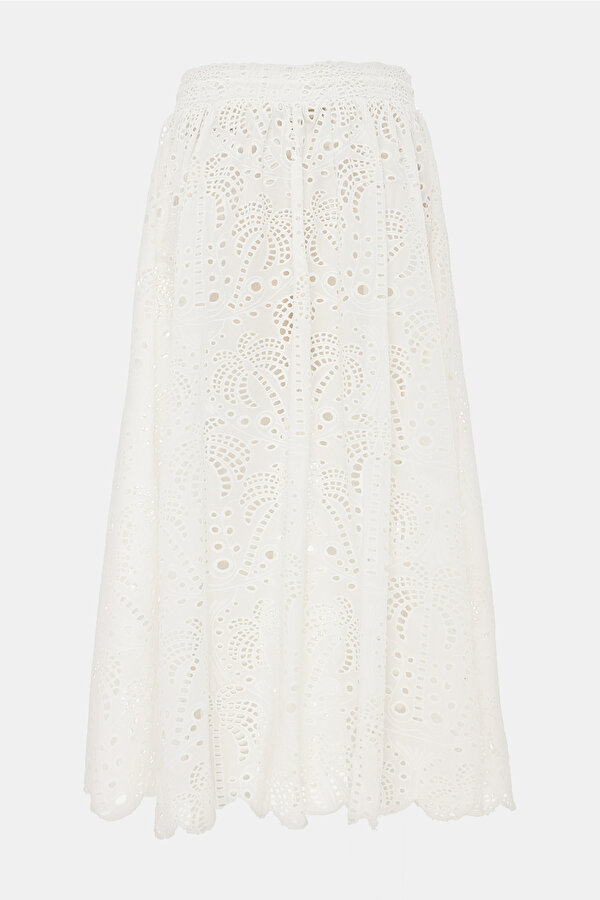 WHITE SKIRT 2