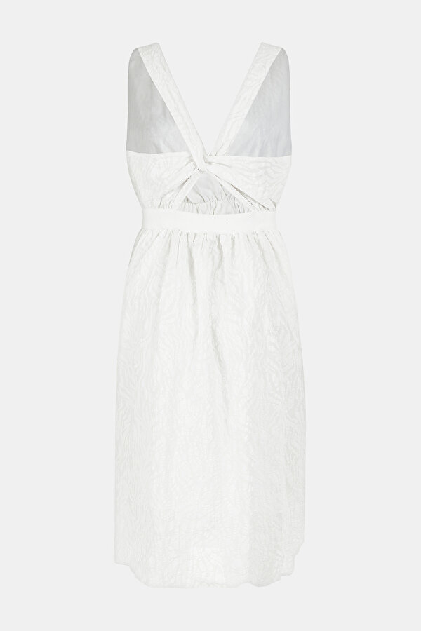 ECRU SLEEVELESS BELOW THE KNEE DRESS 6
