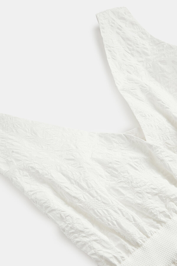 ECRU SLEEVELESS BELOW THE KNEE DRESS 7
